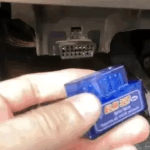 🔍 Escanea tu carro desde el celular – ¡Fácil, rápido y sin gastar de más!